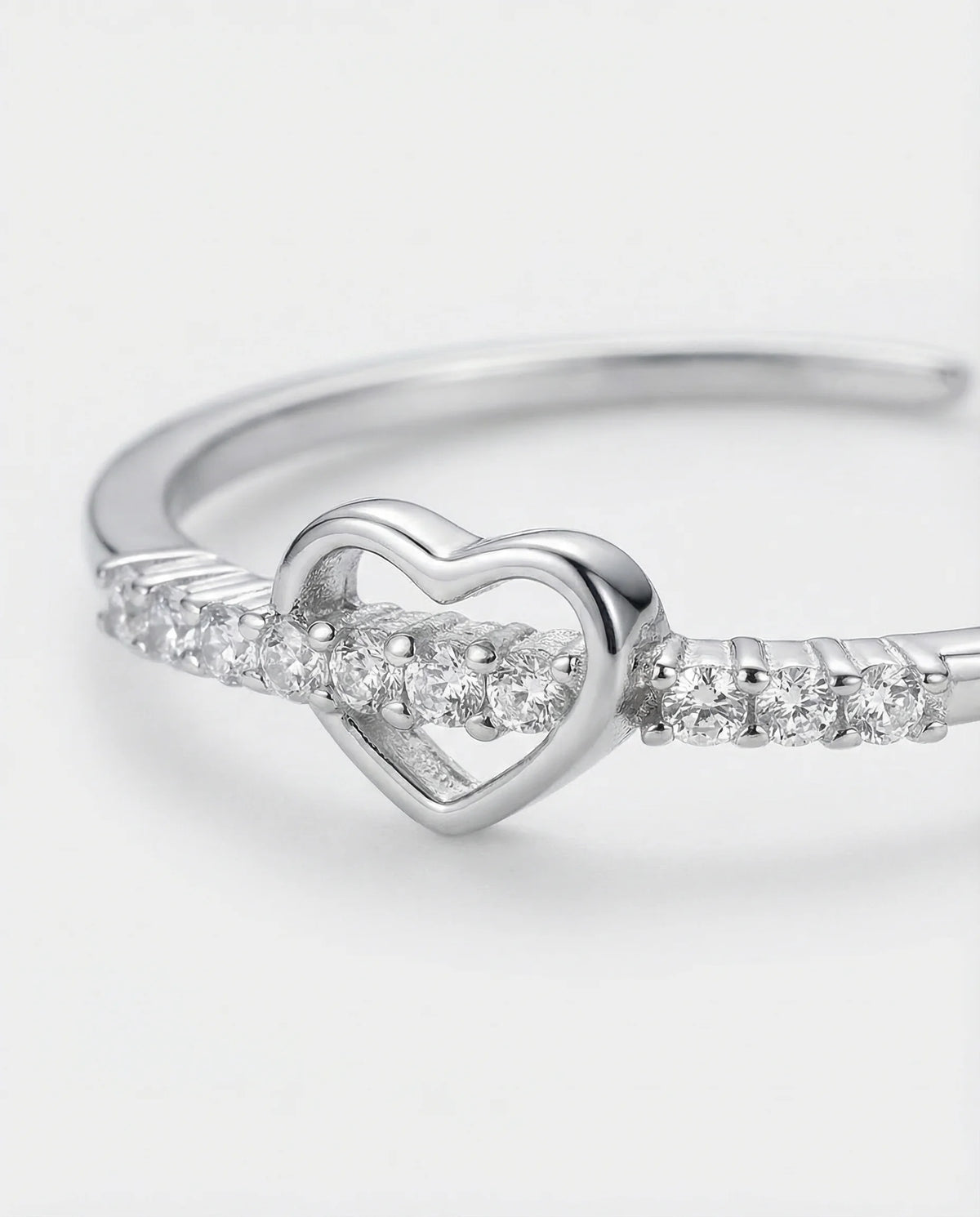 Amora Heart Ring