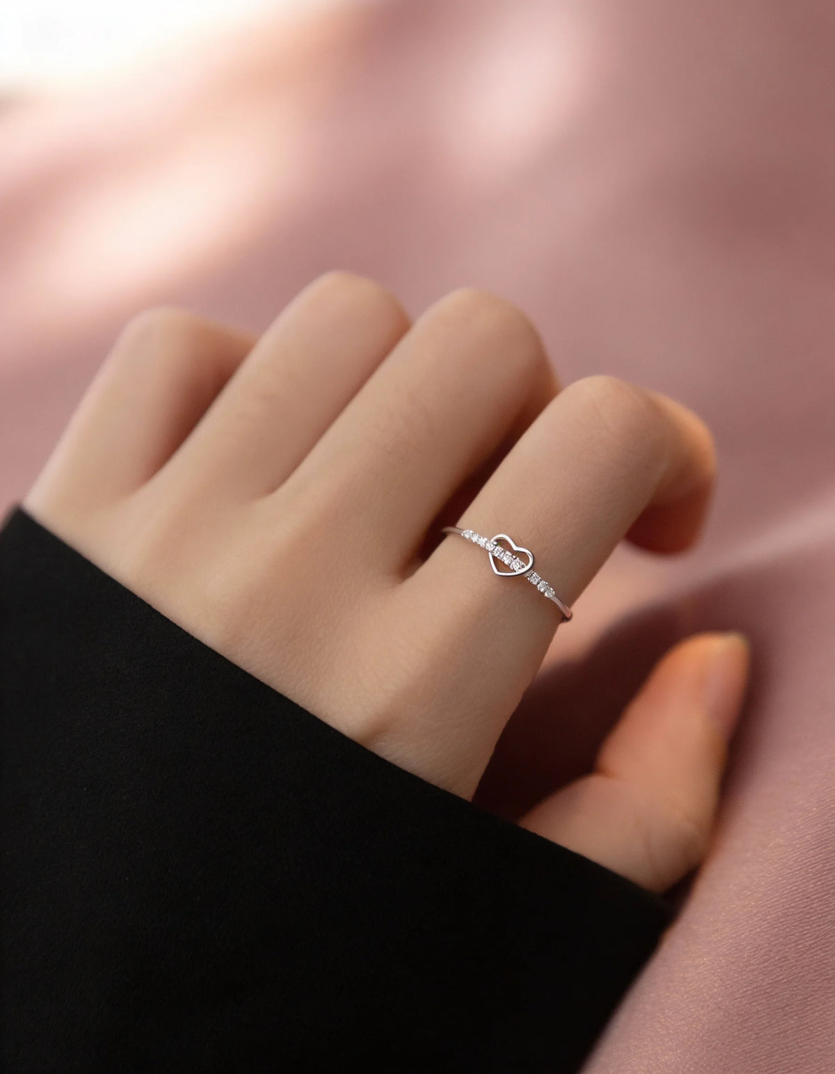 Amora Heart Ring